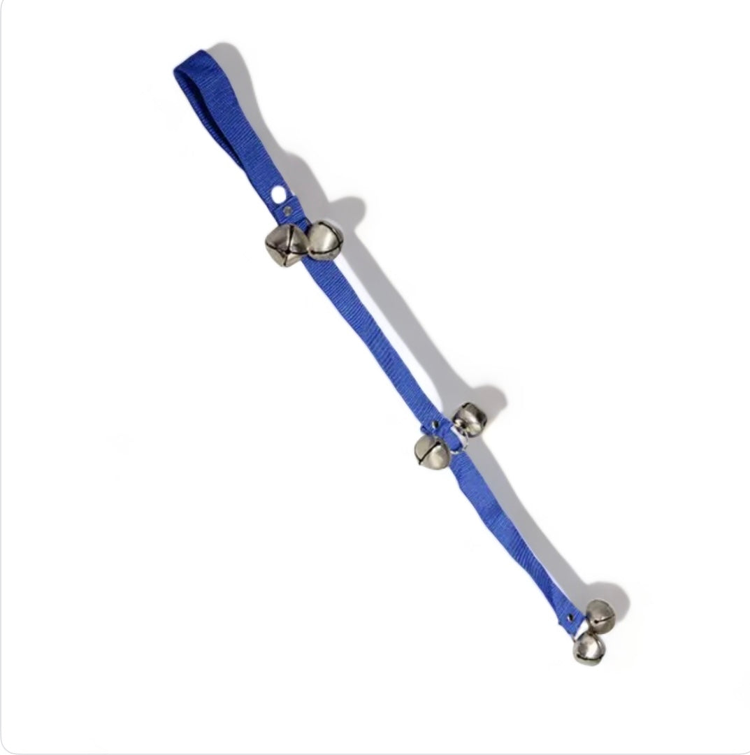 CanineChest durable pet training doorbell rope, a reliable tool for dog potty training, suitable for use on any door.