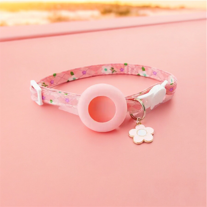 CanineChest pink pet collar with Airtag holder, anti-lost collar for GPS tracking, designed for safe, comfortable wear for dogs and cats.